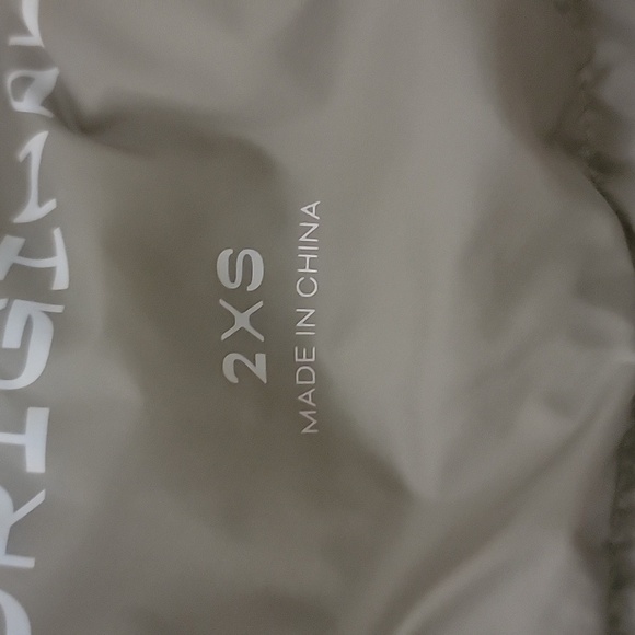 Aritzia The Super Puff French Corduroy Goose Down Jacket in Beige XXS - Picture 6 of 9